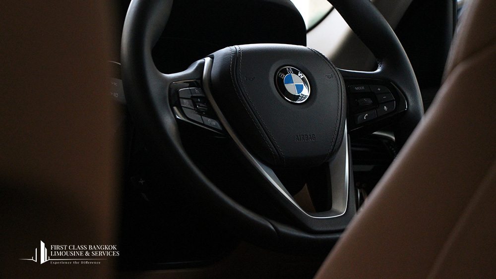 Image of 10BMW5 Image of 10BMW5