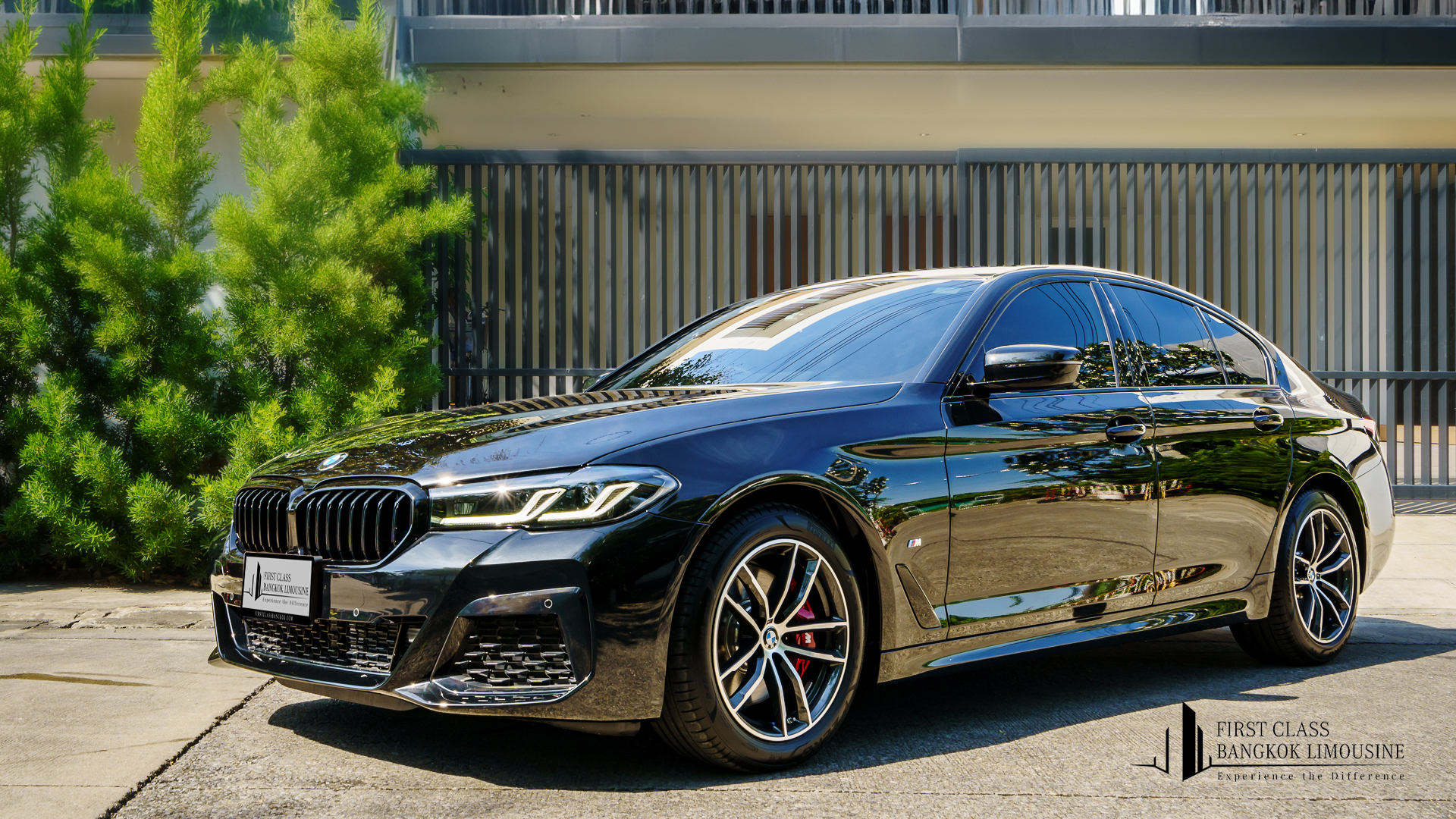 Image of TiltLeftLogoBlack