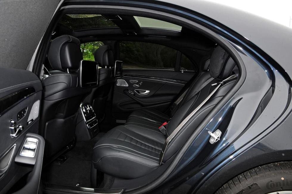 Image of s 300 backseat enhance Image of s 300 backseat enhance